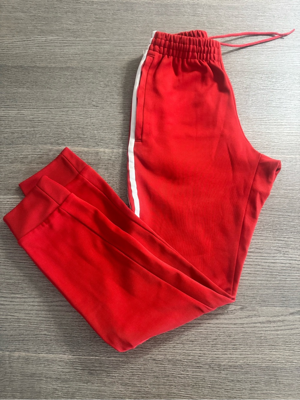 Adidas PrimeBlue Men’s Joggers Size S Red Tapered Pockets Drawstrings - Picture 2 of 11